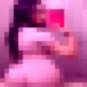 Karima, 22 ans, disponible à Enveitg pour un plan cul