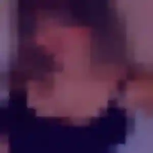 Rejoins Dina, 33 ans à Espiet gratuitement