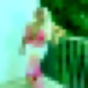 Fatima, 23 ans, en ligne à Estaires pour une rencontre coquine