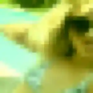 Rejoins Salima, 30 ans à Étoutteville en t'inscrivant