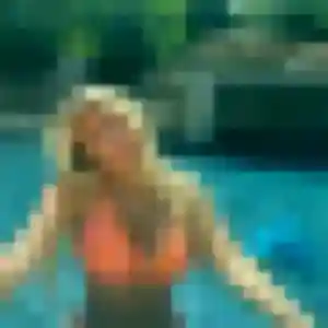 Solene, 26 ans, en ligne à Etting pour une rencontre coquine