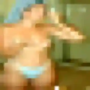 Ambre, femme de 22 ans cherche plan cul à Farges