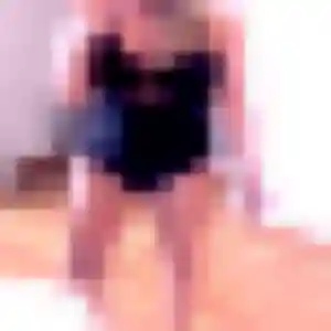 Barbara, 23 ans, connectée à Fère-en-Tardenois pour un plan cul