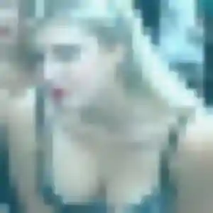 Ghislaine, 33 ans, en ligne à Fleury pour une rencontre coquine