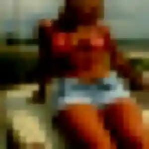 Contacte Karine, 34 ans à Flixecourt en privé