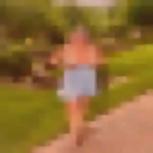 Photo de Benedicte à Fontaine-lès-Luxeuil (42 ans) - plan cul sans inscription