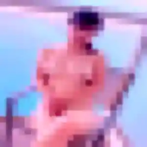 Faustine, 32 ans, connectée à Fontaines-sur-Saône pour une rencontre coquine