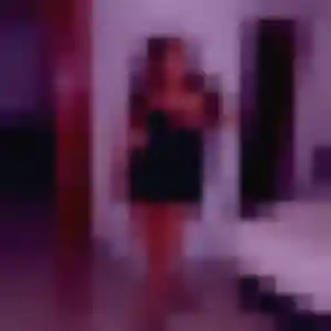 Gwenaelle, 26 ans, disponible à Fontaines-sur-Saône pour un plan cul