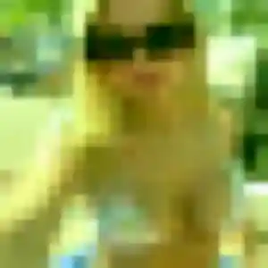 Charmante Caroline, 39 ans à Francourville - voir sa photo