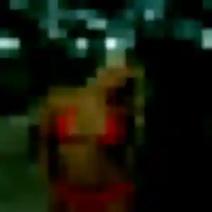Monique (27 ans) à Frangy attend une rencontre ce soir