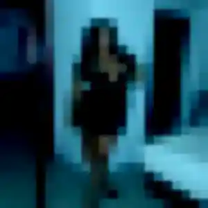 Geraldine, femme de 35 ans propose plan cul à Frœningen