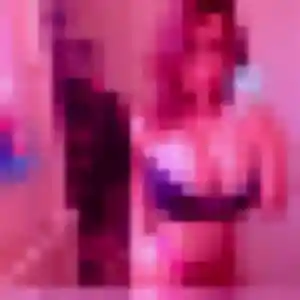 Elena (27 ans) à Germond-Rouvre propose un plan cul ce soir