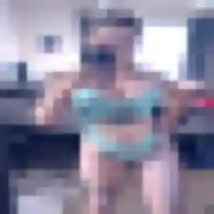 Photo de Flore à Geville (42 ans) - plan cul gratuit