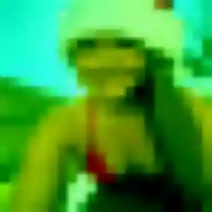 Kim, fille de 23 ans cherche plan cul à Glos