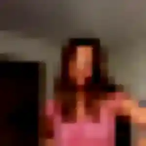 Rencontre Ornella, 22 ans à Glos gratuitement