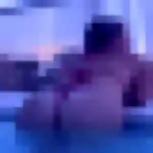 Rencontre Valentina, 22 ans à Gommecourt en privé