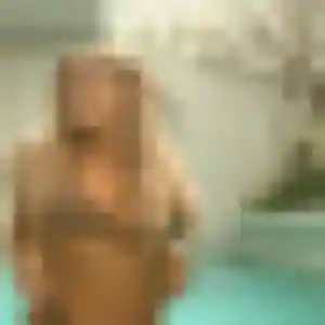Sexy Violette, 25 ans à Gosné - voir sa photo