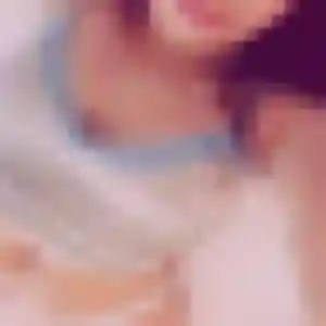 Romina, 38 ans, connectée à Gouville-sur-Mer pour une rencontre coquine