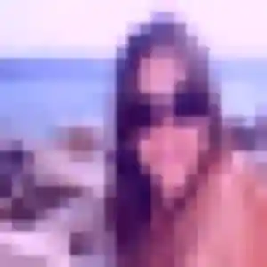 Découvre Leana, 22 ans à Grandrieu gratuitement