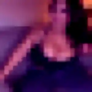 Anne-Sophie, 24 ans, cherche un plan cul à Gray-la-Ville