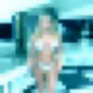 Rejoins Melodie, 43 ans à Grosrouvre gratuitement