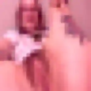 Photo de Huguette à Guerlédan (37 ans) - plan cul anonyme