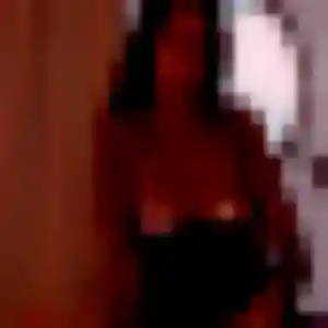 Photo de Lola à Hanvec (43 ans) - plan cul gratuit