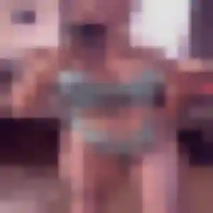 Photo de Ariane à Hardricourt (27 ans) - plan cul anonyme