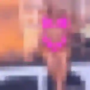 Belle Yasmina, 22 ans à Helfaut - la contacter