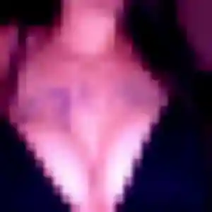 Edith, 40 ans, en ligne à Hénouville pour un plan cul