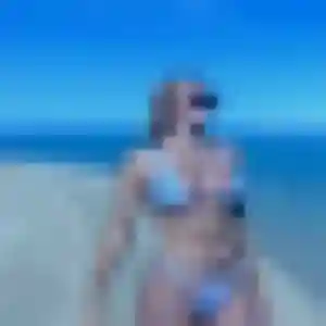 Celia, 30 ans, en ligne à Herbeys pour un plan cul