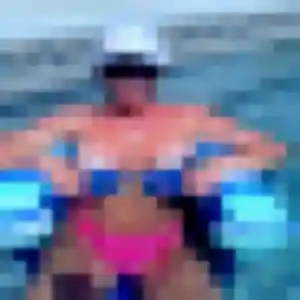 Amira (43 ans) à Hérouvillette cherche un plan cul maintenant