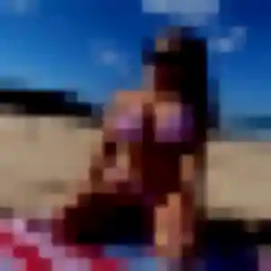 Janine, 23 ans, en ligne à Heugleville-sur-Scie pour une rencontre coquine