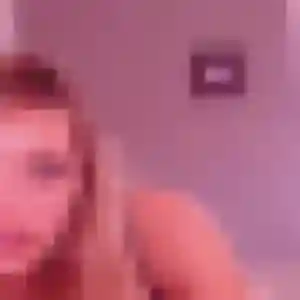 Imane (33 ans) à Holque cherche un plan cul rapidement