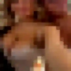 Profil de Roxane à Illiat (42 ans) - plan cul gratuit