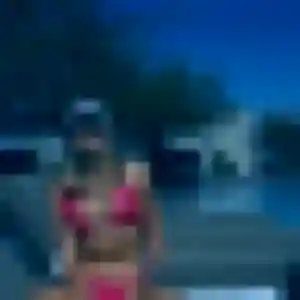 Estelle, 31 ans, connectée à Ivry-sur-Seine pour une rencontre coquine