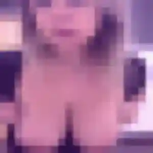 Leila, 36 ans, en ligne à Janville pour un plan cul
