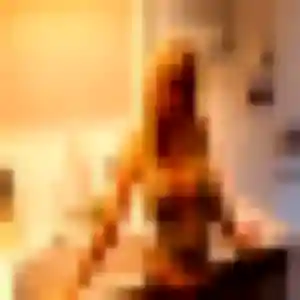 Hajar, 27 ans, en ligne à Jarnac pour une rencontre coquine