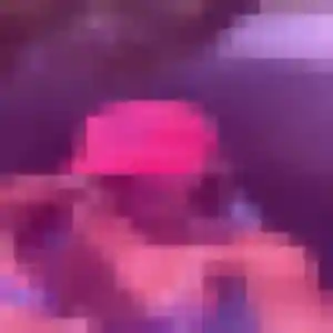 Joanne, 30 ans, en ligne à Joué-lès-Tours pour une rencontre coquine