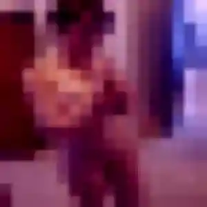plan cul à Kergloff : photo de Edith, 23 ans - accès libre