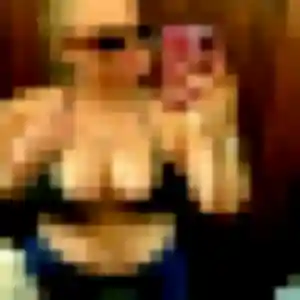 Marie-Christine, 32 ans, dispo pour plan cul à Kerlaz