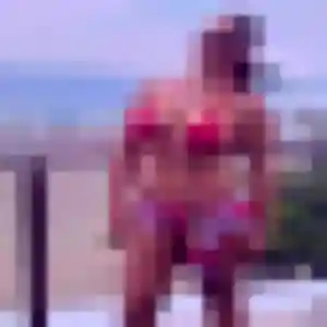 Photo privée de Emma, 29 ans à L'Abergement-Clémenciat - plan discret
