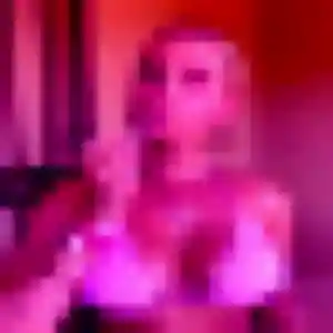 Irina, 24 ans, cherche un plan cul à L'Abergement-Sainte-Colombe