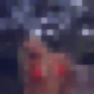 Rejoins Helene, 23 ans à L'Hôpital-le-Grand en privé