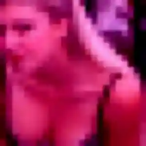 Charmante Estee, 22 ans à La Caillère-Saint-Hilaire - la contacter