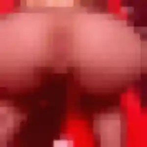 Romane (32 ans) à La Haye-Pesnel attend une rencontre maintenant