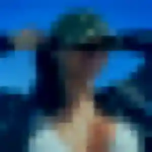 Jolie Nelly, 36 ans à La Roche-Maurice - voir sa photo