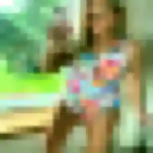 Zoe, 25 ans, connectée à La Roque-d'Anthéron pour une rencontre coquine