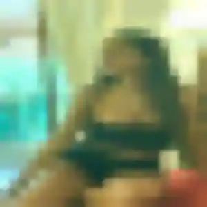 Photo de Claire à La Salvetat-sur-Agout (37 ans) - plan cul anonyme