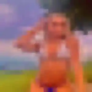 Lola (29 ans) à La Tour-sur-Orb cherche une rencontre ce soir